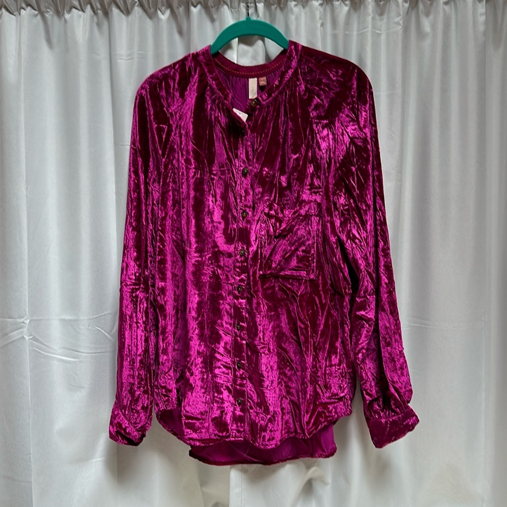 NWT Anthropologie Pilot pink Crushed Velvet button down, size Large